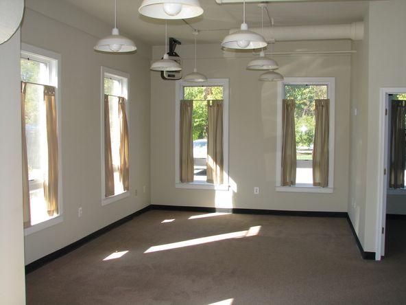 Regatta Condominiums: 400 Renfro Dr, Glen Burnie, MD 21060